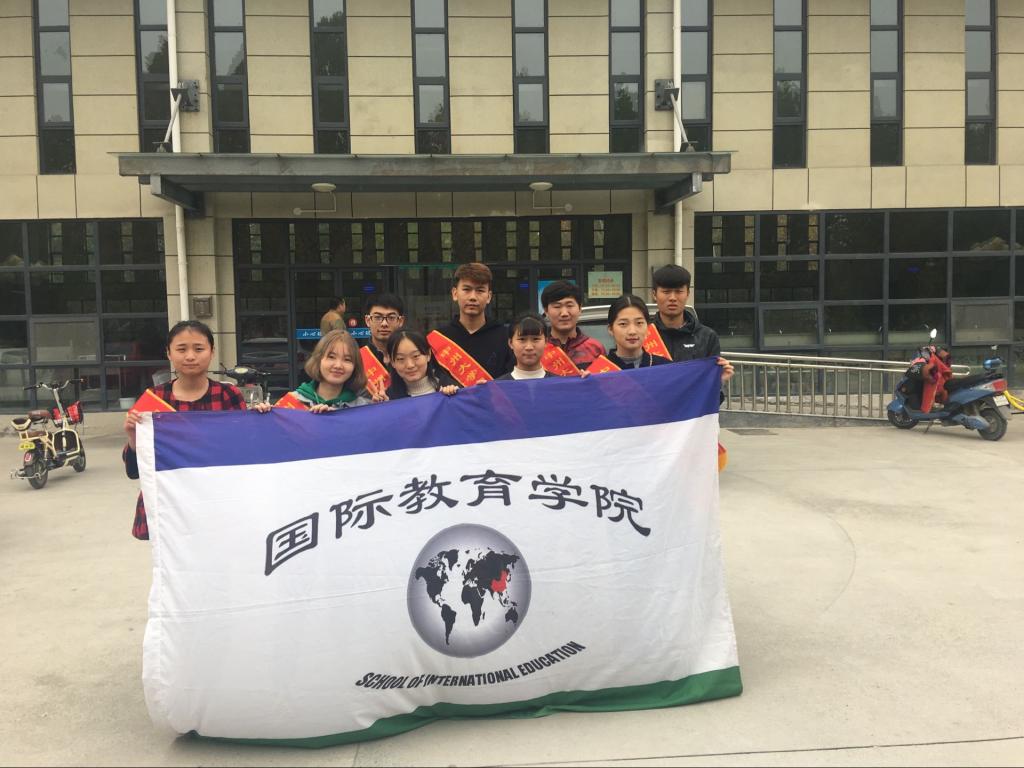 志愿者合影